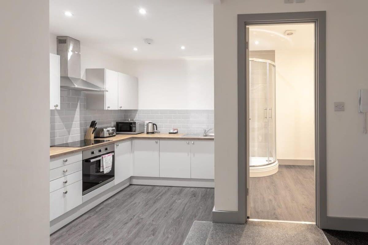 Amazing 1 Bedroom Apartment Leeds Leeds  Buitenkant foto